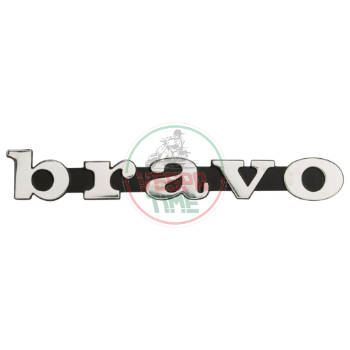Placa metálica BRAVO para paneles laterales de plástico