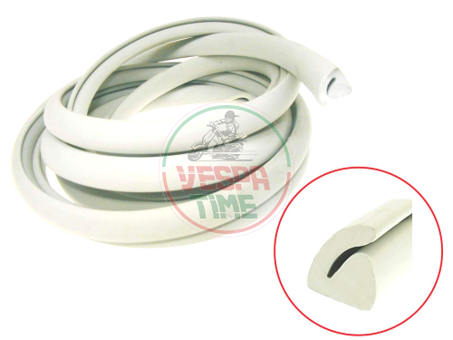 Profilo in gomma grigio cofani tipo stretto Vespa 125 V1-33, VN, VM, VNA, VNB, 150 VB1T, VBA, VBB, VL1-3T, GS VS1-5