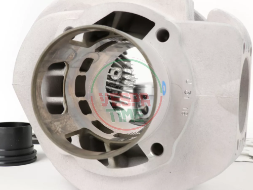 GRUPO TÉRMICO MALOSSI MHR Ø 63 ALUMINIO CVF2 PESADOR Ø 15 Vespa PX 125-150, 60mm