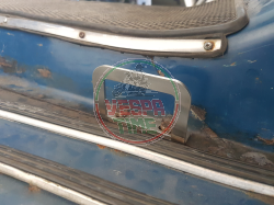 Staffe MRP fissaggio fori cavalletto centrale per fissaggio tanica benzina, borsa su pedana per Vespa Smallframe e Largeframe