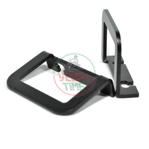 Soportes MRP negros para la fijación de agujeros en el caballete central para la fijación de un depósito de combustible y una bolsa de plataforma para Vespa Smallframe y Largeframe